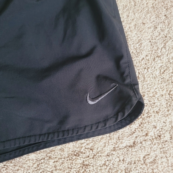 Nike Dri Fit Shorts S - Picture 2 of 8